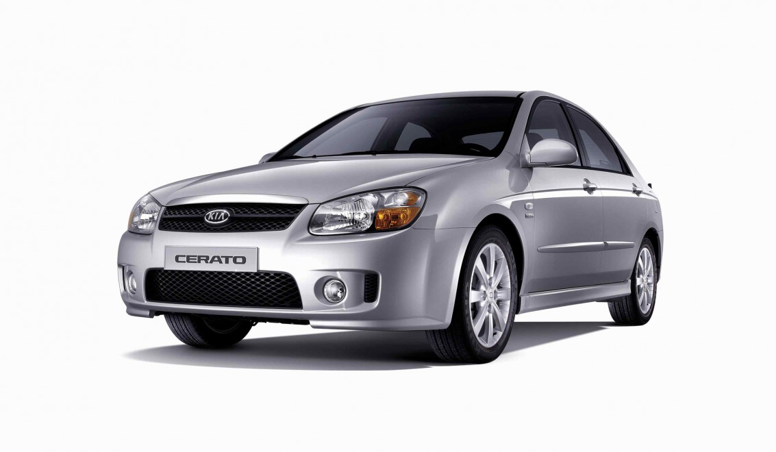Alfombrillas de coche Kia Cerato (2003-2008)
