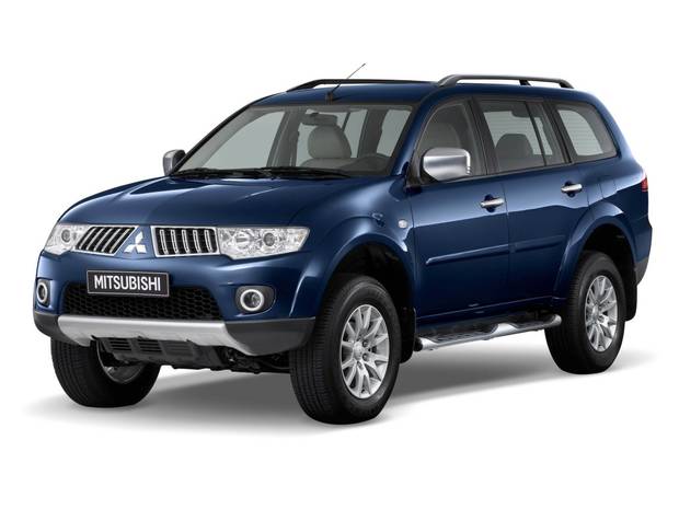 Alfombrillas de coche Mitsubishi Pajero Sport (2008-2013)