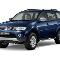 Alfombrillas de coche Mitsubishi Pajero Sport (2008-2013)