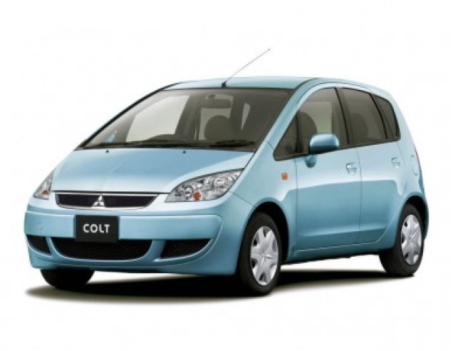 Alfombrillas de coche Mitsubishi Colt (2004-2012)
