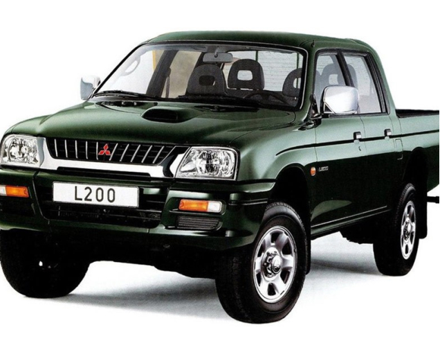 Alfombrillas de coche Mitsubishi L200 (1996-2006)