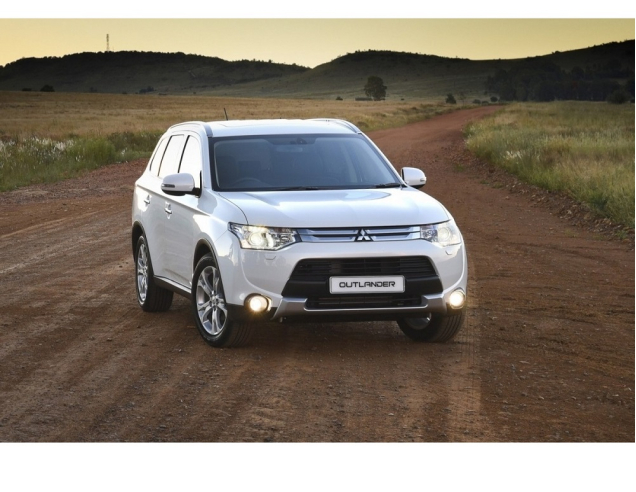 Alfombrillas de coche Mitsubishi Outlander (2014-2023)