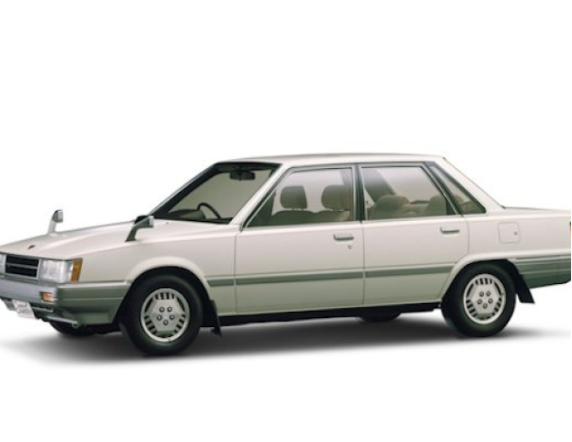 Alfombrillas de coche Toyota Camry V10 (Vista) (1982-1986)